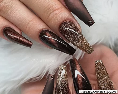 Brown Winter-Themed Nails Nail Art Ideas That Are Trendy In 2022 (Suitable For All Ages)