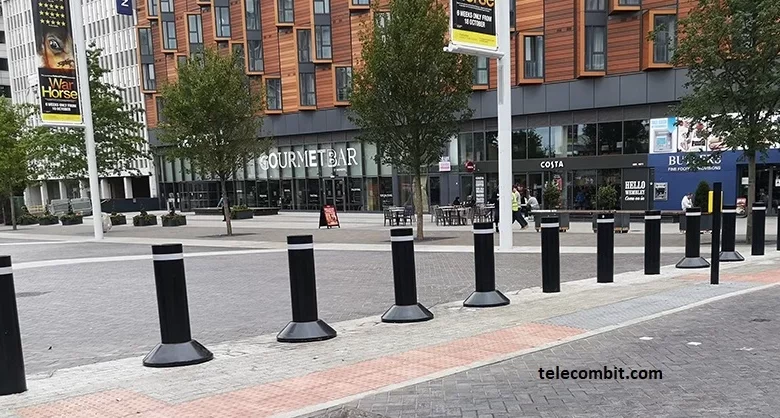 Pros and Cons of Bollard Installation at Different Places